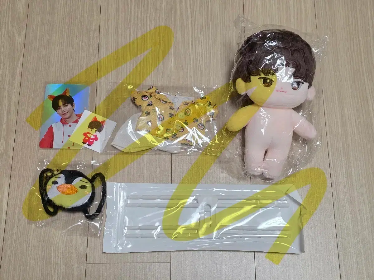 2pm lee junho doll pengpengi bag stand 15cm | Bunjang Global